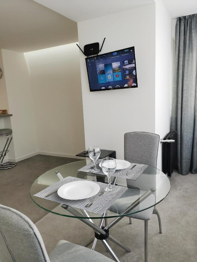 Stylish Riverside Apartments In Riviera Complex Mykolaiv Eksteriør billede